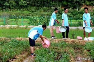 阿根廷前锋萨拉去世5周年，姆巴佩社媒晒合照表示纪念